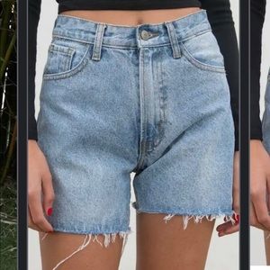 brandy Melville molly denim shorts M